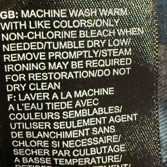 The North Face Men’s Size Medium Blue & Gray Checked Short Sleeve Shirt - Picture 6 of 8